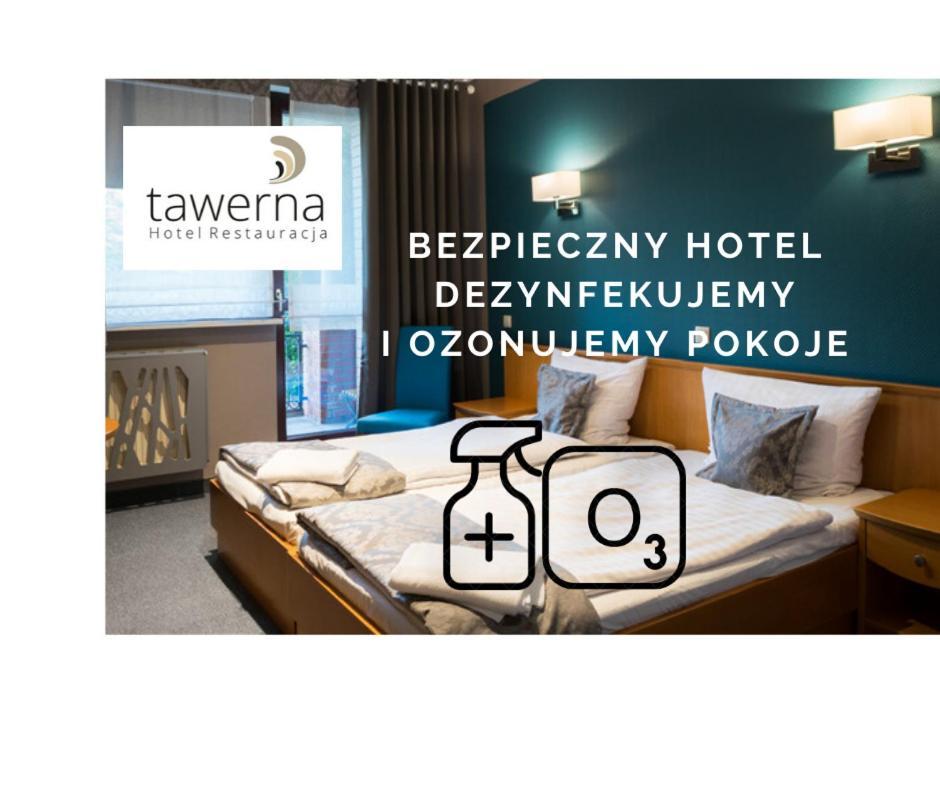 Hotel Restauracja Tawerna กลีวิตเซ ภายนอก รูปภาพ